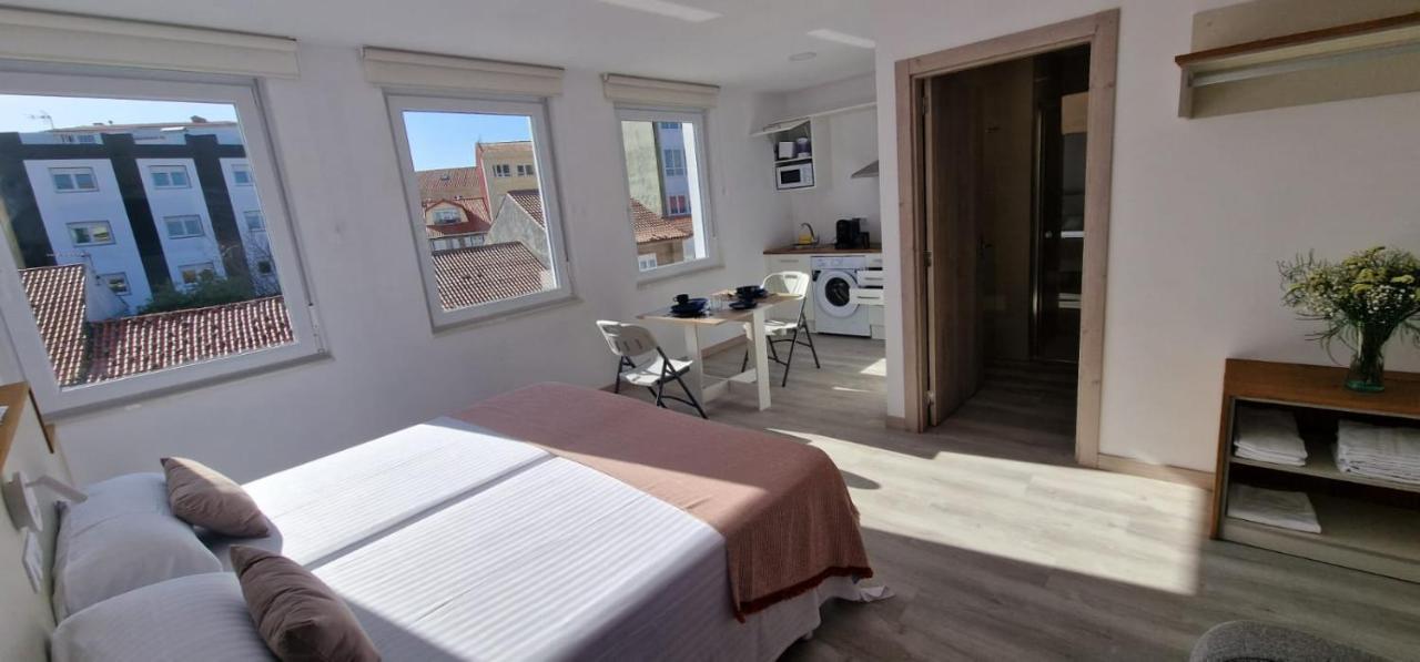 Estudios En Plaza Cabo Da Vila Centro ムシア エクステリア 写真